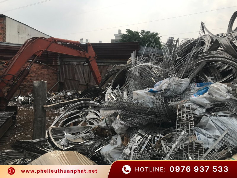 Thuận Phát chuyên thu mua phế liệu tphcm