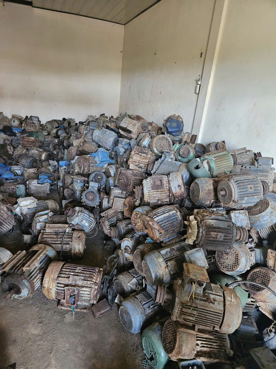 Thu Mua Motor Phế Liệu Giá Cao Toàn Miền Bắc - Tận Nơi, Uy Tín