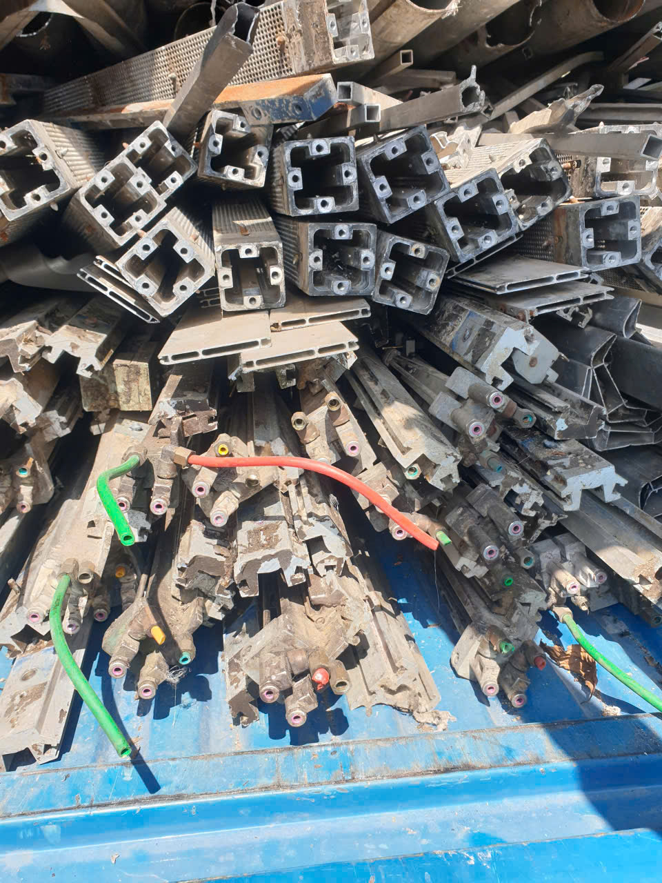 Thu Mua Phế Liệu Nhôm Giá Cao Tại Long An & Lân Cận – Tận Nơi, Uy Tín