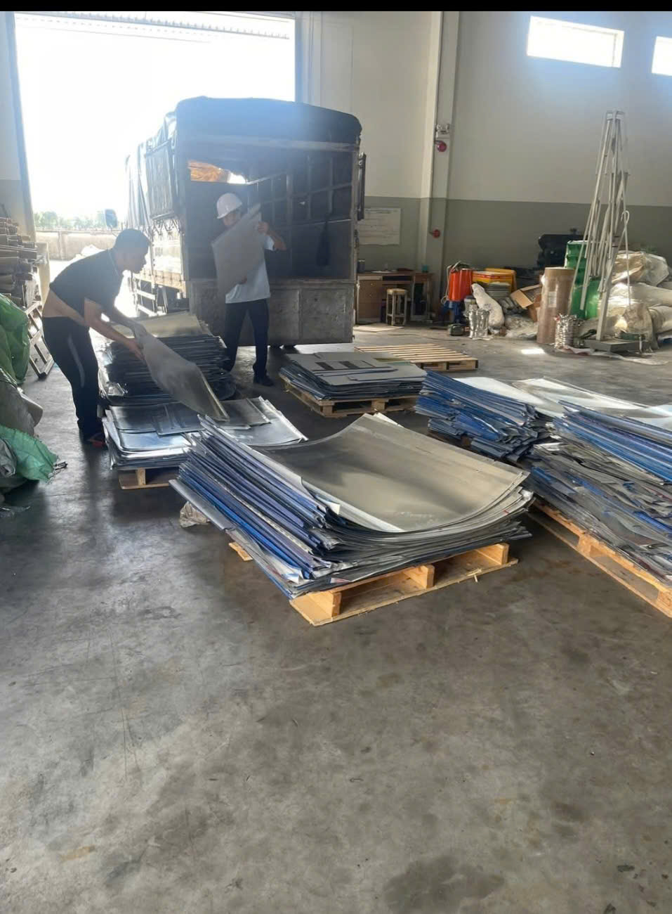 Thu Mua Nhôm Phế Liệu TP.HCM Giá Cao - Tận Nơi & Thanh Toán Ngay