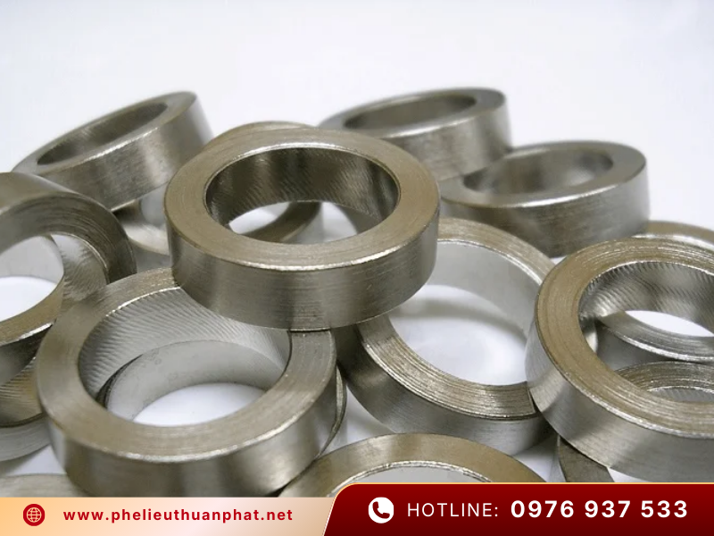 thu mua phế liệu nike uy tín toàn quốc